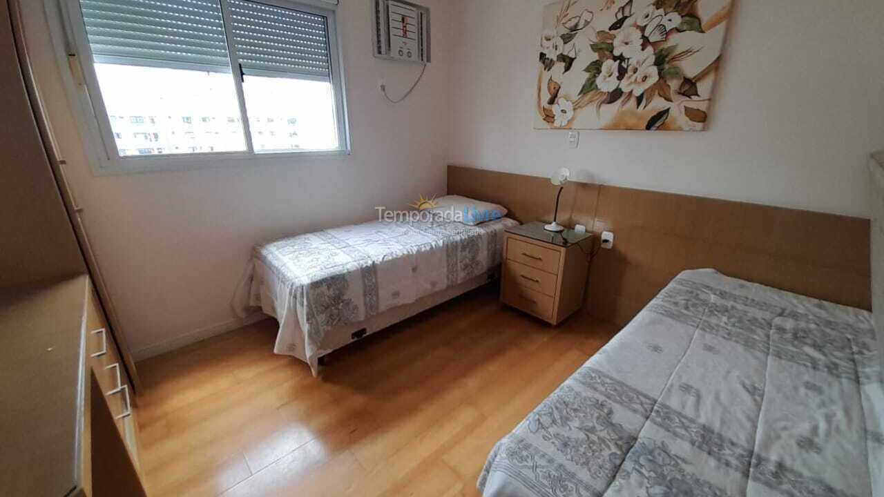 Apartamento para aluguel de temporada em Itapema (Meia Praia)