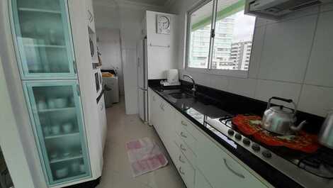 LINDO APARTAMENTO FRENTE AO MAR