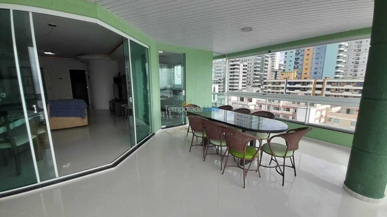 Apartamento para aluguel de temporada em Itapema (Meia Praia)