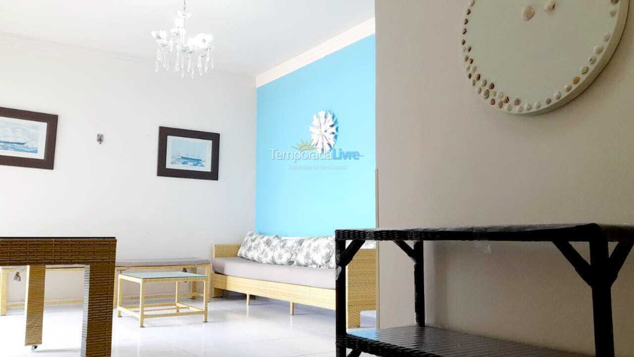 Casa para aluguel de temporada em Guarujá (Pitangueiras)