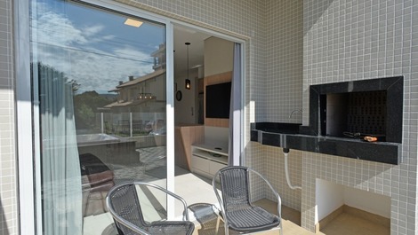 Apartamento Jardín con Jacuzzi Privado a 250m de la Playa