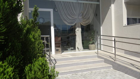 Apartamento Jardín con Jacuzzi Privado a 250m de la Playa