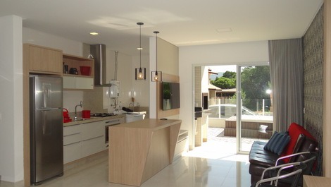 Apartamento Jardín con Jacuzzi Privado a 250m de la Playa