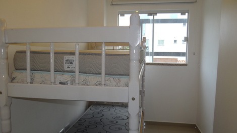 Apartamento com 3 Quartos a menos de 200m da Praia do Mariscal