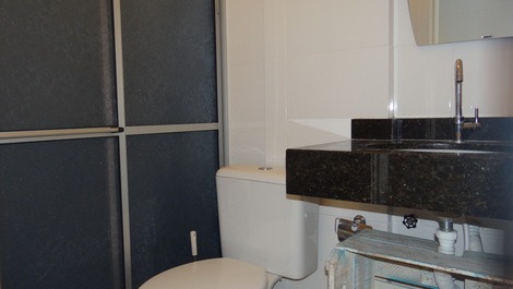 Apartamento com 3 Quartos a menos de 200m da Praia do Mariscal