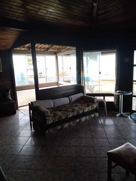 Casa para aluguel de temporada em Arraial do Cabo (Figueira)