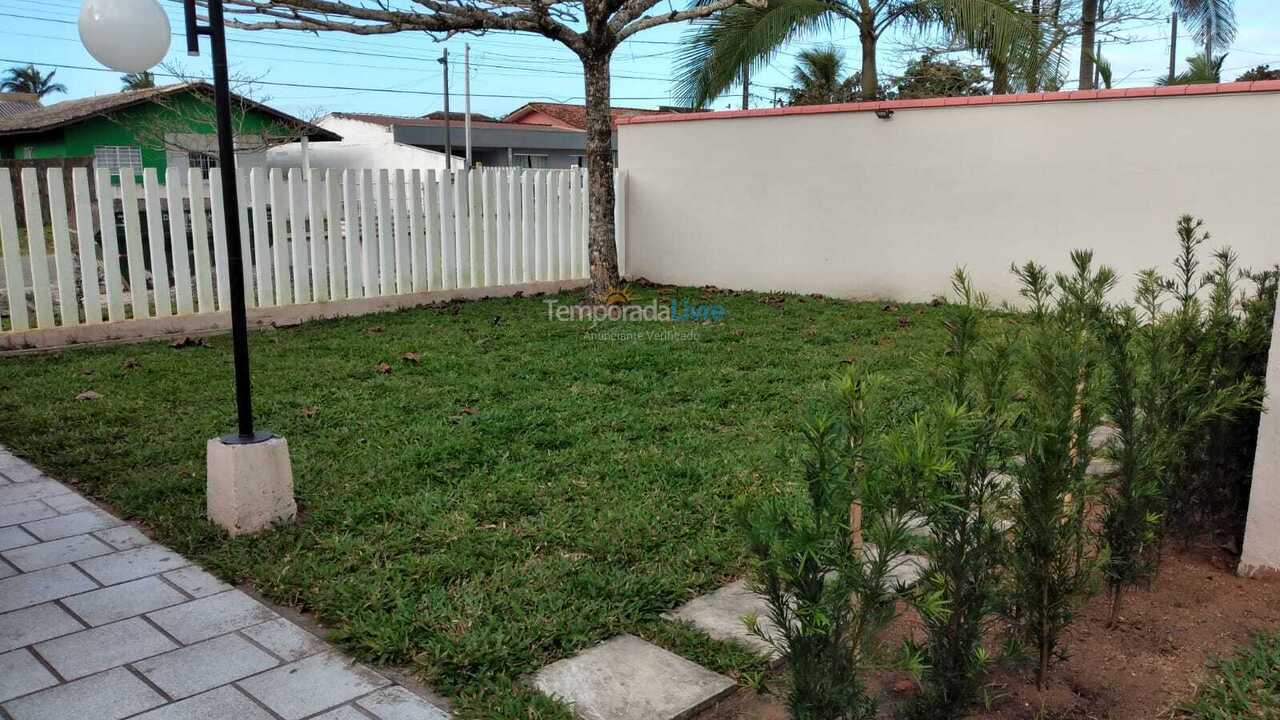 Casa para aluguel de temporada em Guaratuba (Nereidas)