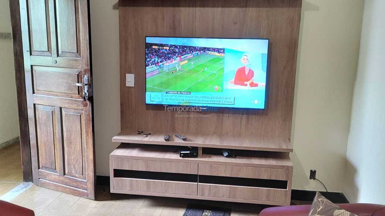 Apartamento para aluguel de temporada em Marataizes (Praia Central Frente Para O Mar)