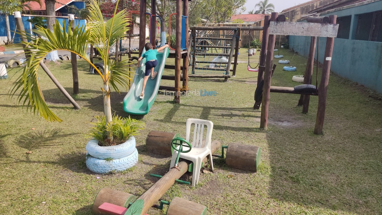 Casa para alquiler de vacaciones em Itanhaém (Jardim São Fernando)