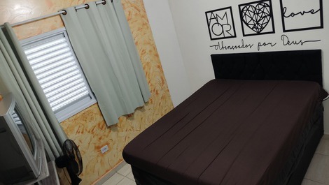 Bonita casa con piscina climatizada a 30°C en Itanhaém