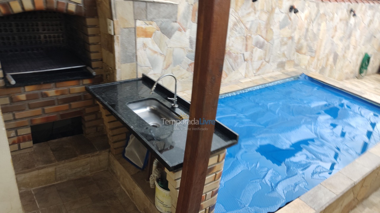 Casa para alquiler de vacaciones em Itanhaém (Balneário Tupy)