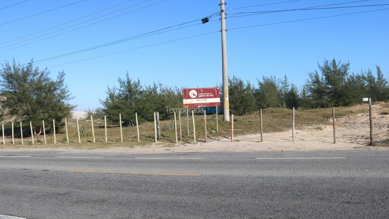 Casa para alquiler de vacaciones em Cabo Frio (Praia das Dunas)