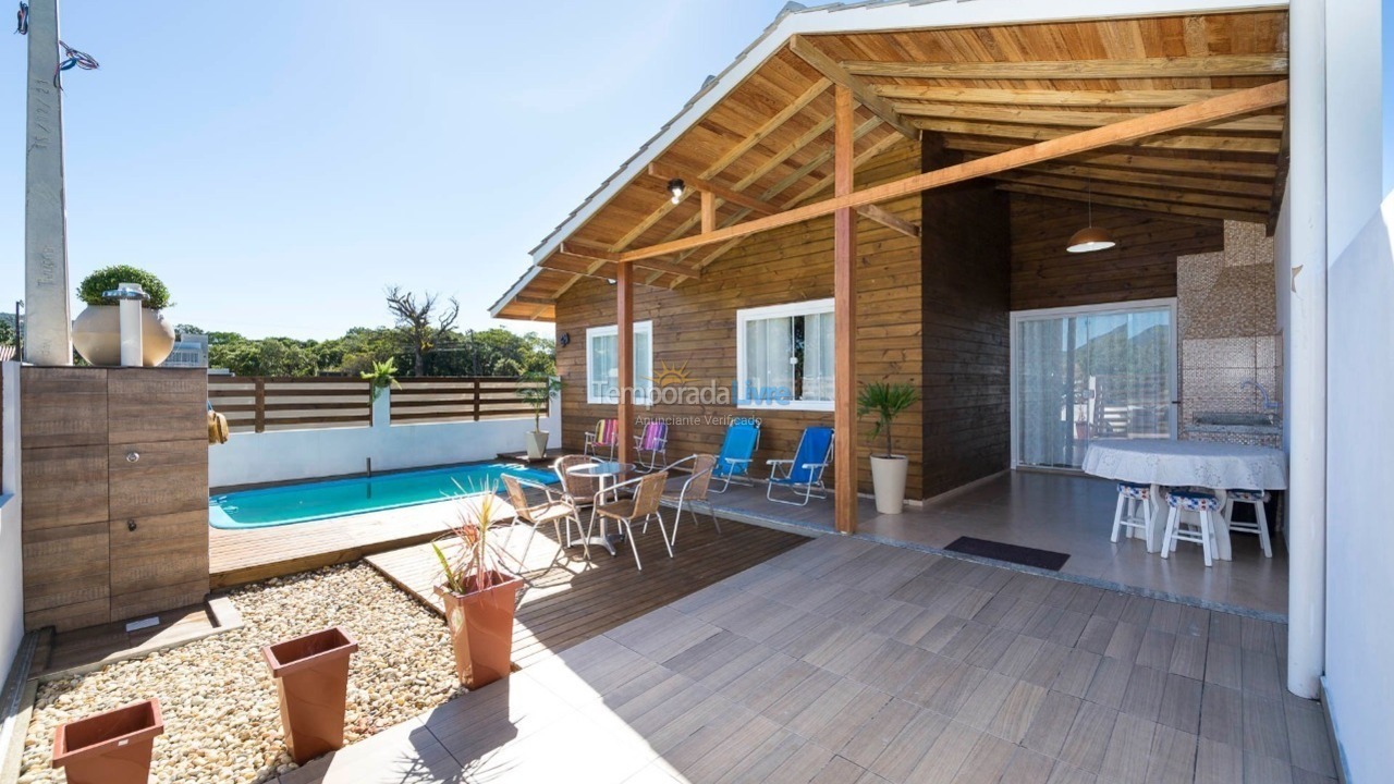 House for vacation rental in Bombinhas (Canto Grande)