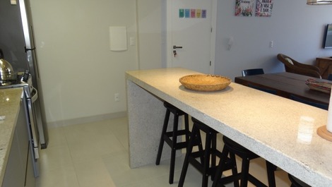 3 bedroom apartment just 200m from Mariscal beach