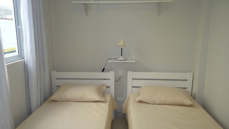 3 bedroom apartment just 200m from Mariscal beach