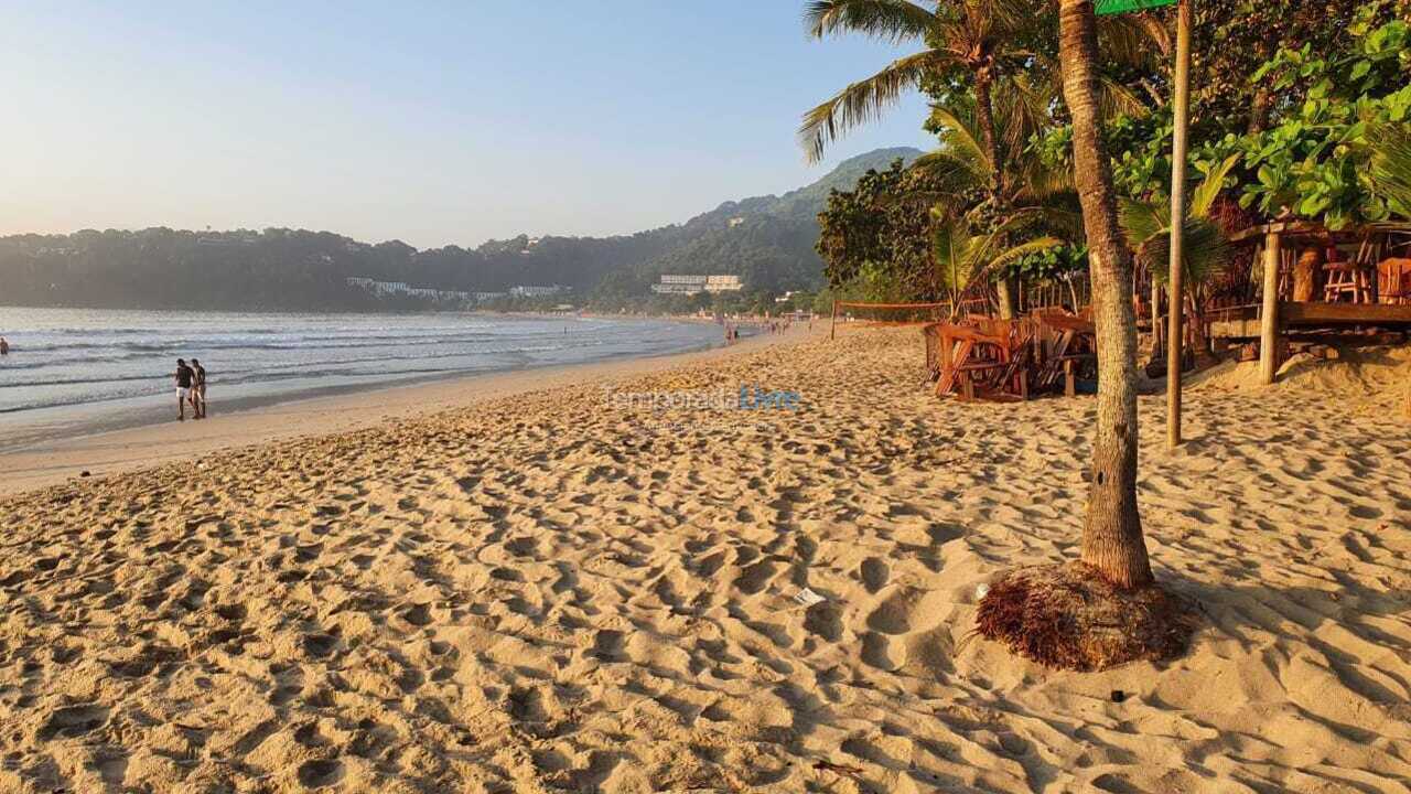 Apartamento para aluguel de temporada em Ubatuba (Praia das Toninhas)