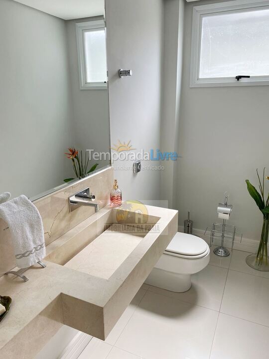 House for vacation rental in Florianopolis (Jurerê Internacional)