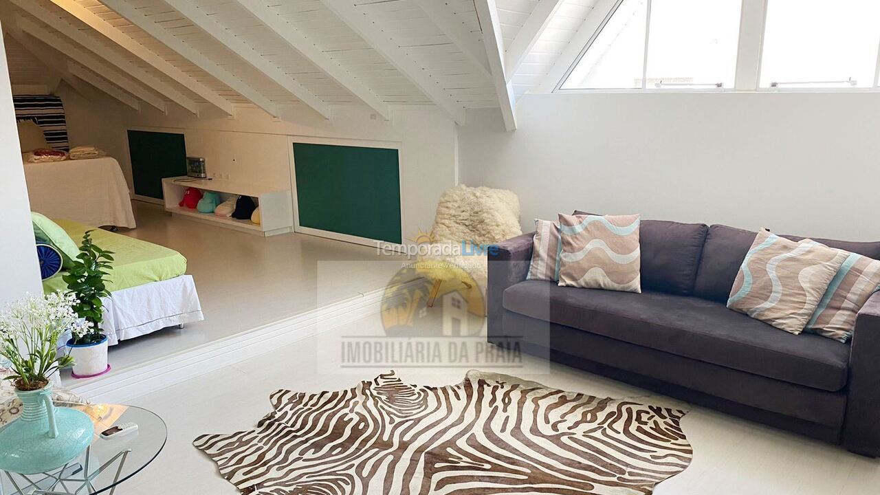 House for vacation rental in Florianopolis (Jurerê Internacional)