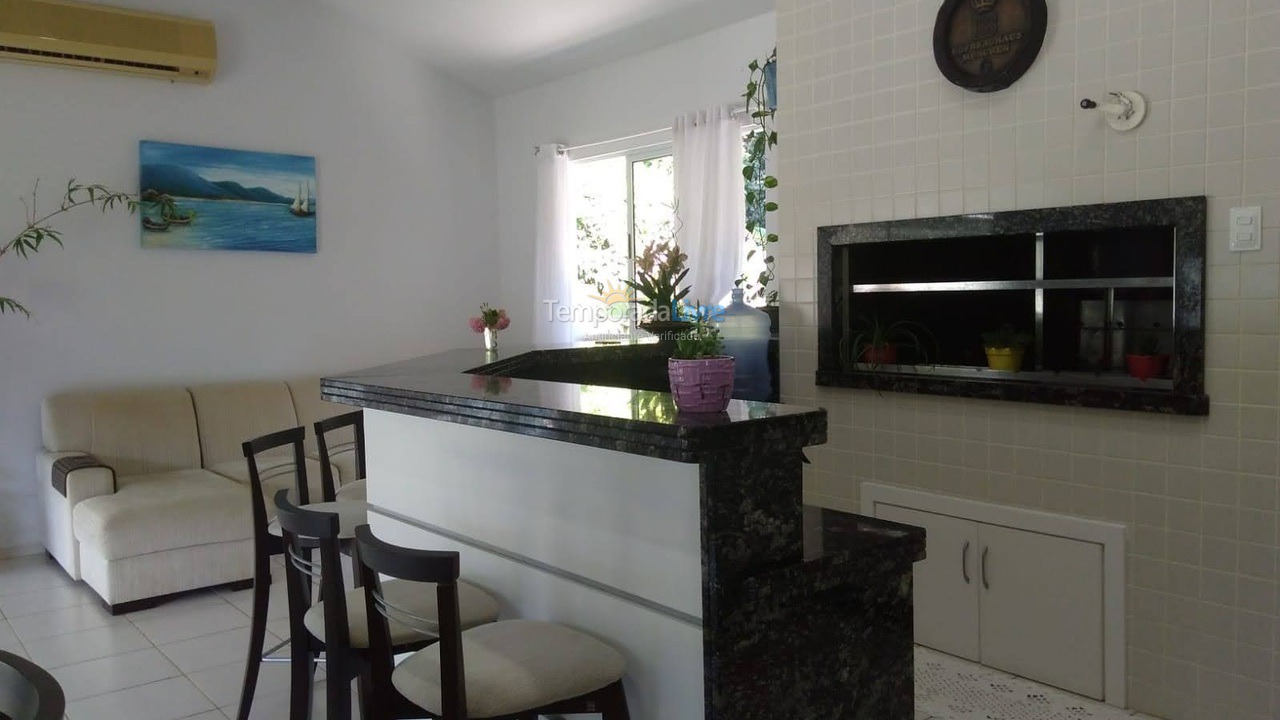 Casa para alquiler de vacaciones em Bombinhas (Canto Grande)