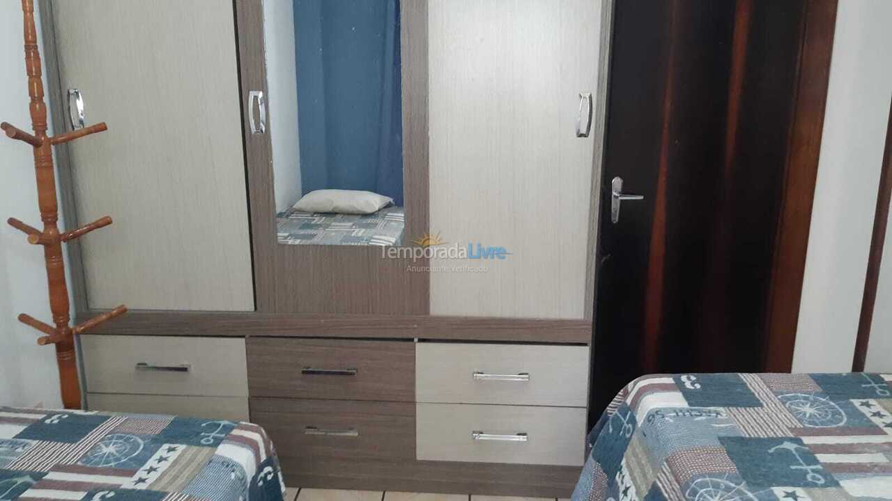 Apartamento para alquiler de vacaciones em Itapema (Meia Praia)