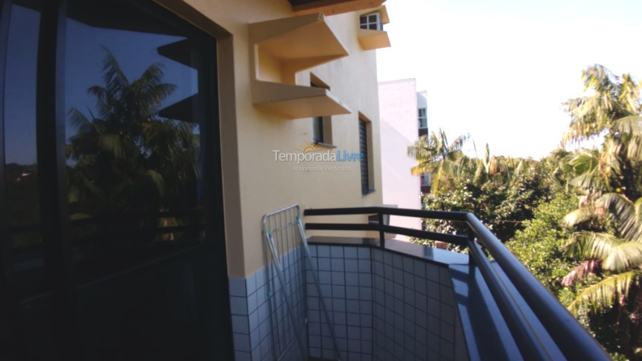 Apartamento para aluguel de temporada em Ubatuba (Praia das Toninhas)