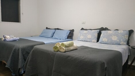 Casa de campo, en condominio cerrado, con toda la privacidad!