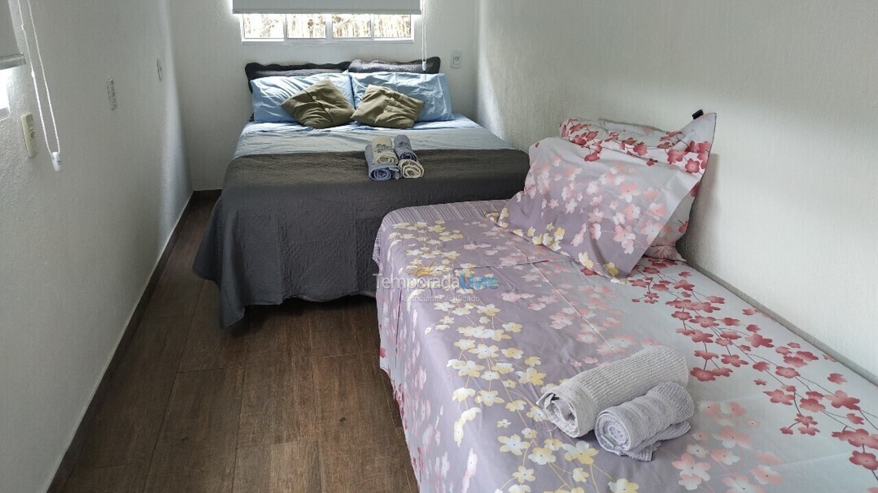 Casa para alquiler de vacaciones em Piracaia (Canedos)