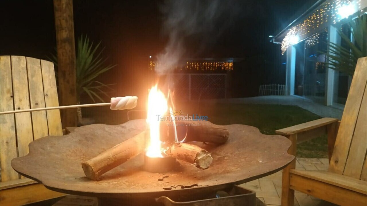 Casa para alquiler de vacaciones em Piracaia (Canedos)