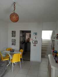 Casa de andar com 3/4 na praia da caueira a 200 m da areia