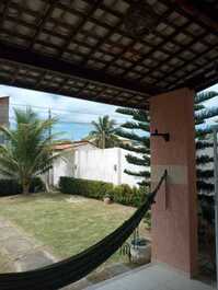 Casa de andar com 3/4 na praia da caueira a 200 m da areia