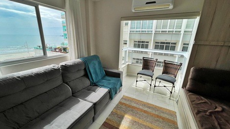 Season Ed. Itaparica: 1 bedroom // sea court // air conditioning