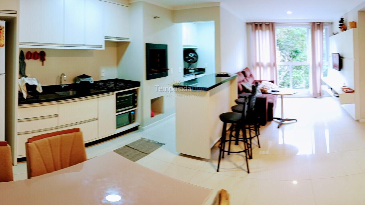 Apartamento para aluguel de temporada em Balneário Camboriú (Nações)