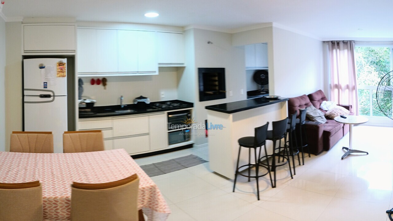 Apartamento para aluguel de temporada em Balneário Camboriú (Nações)