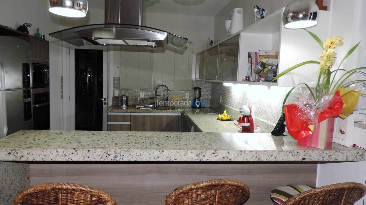 House for vacation rental in Niterói (Praia de Piratininga)