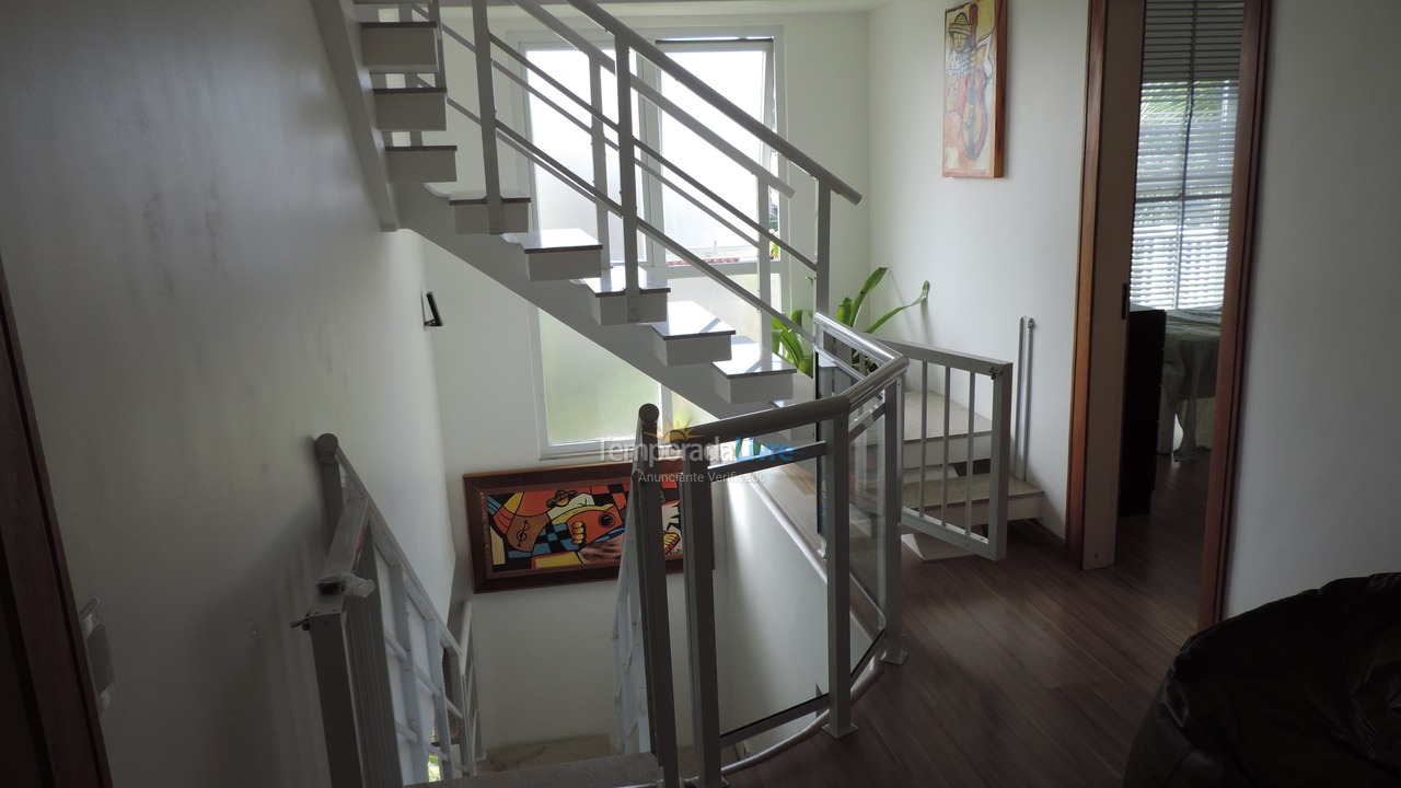 House for vacation rental in Niterói (Praia de Piratininga)