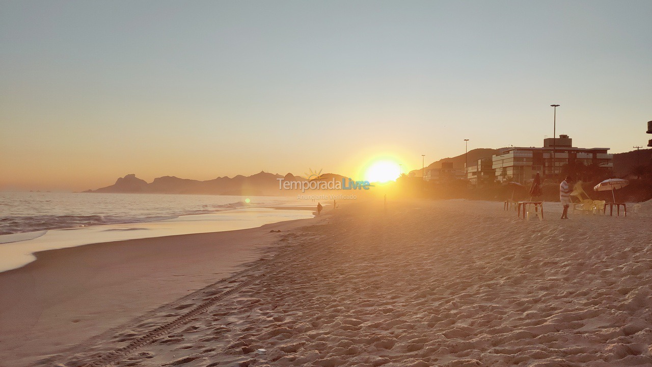 House for vacation rental in Niterói (Praia de Piratininga)