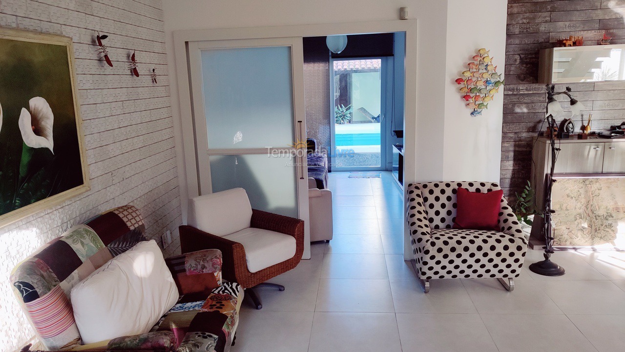 House for vacation rental in Niterói (Praia de Piratininga)