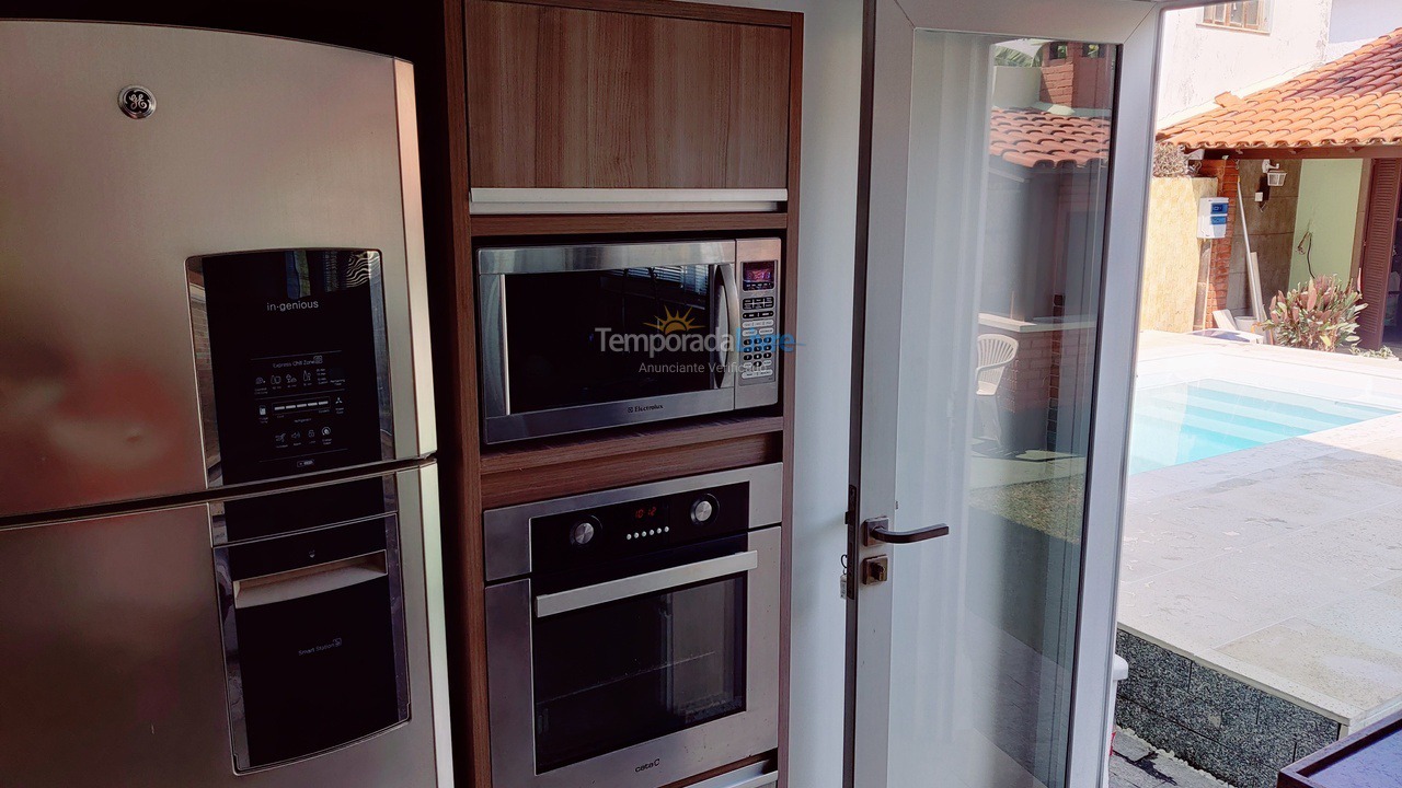 House for vacation rental in Niterói (Praia de Piratininga)