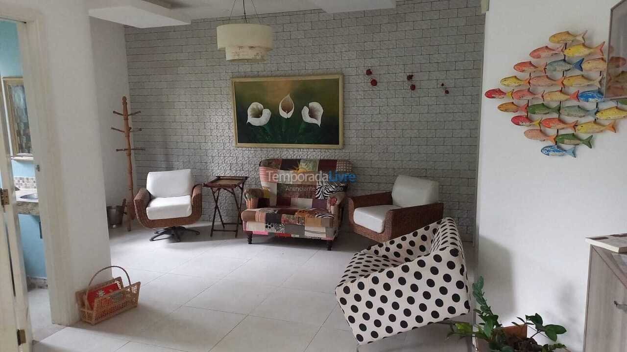 House for vacation rental in Niterói (Praia de Piratininga)