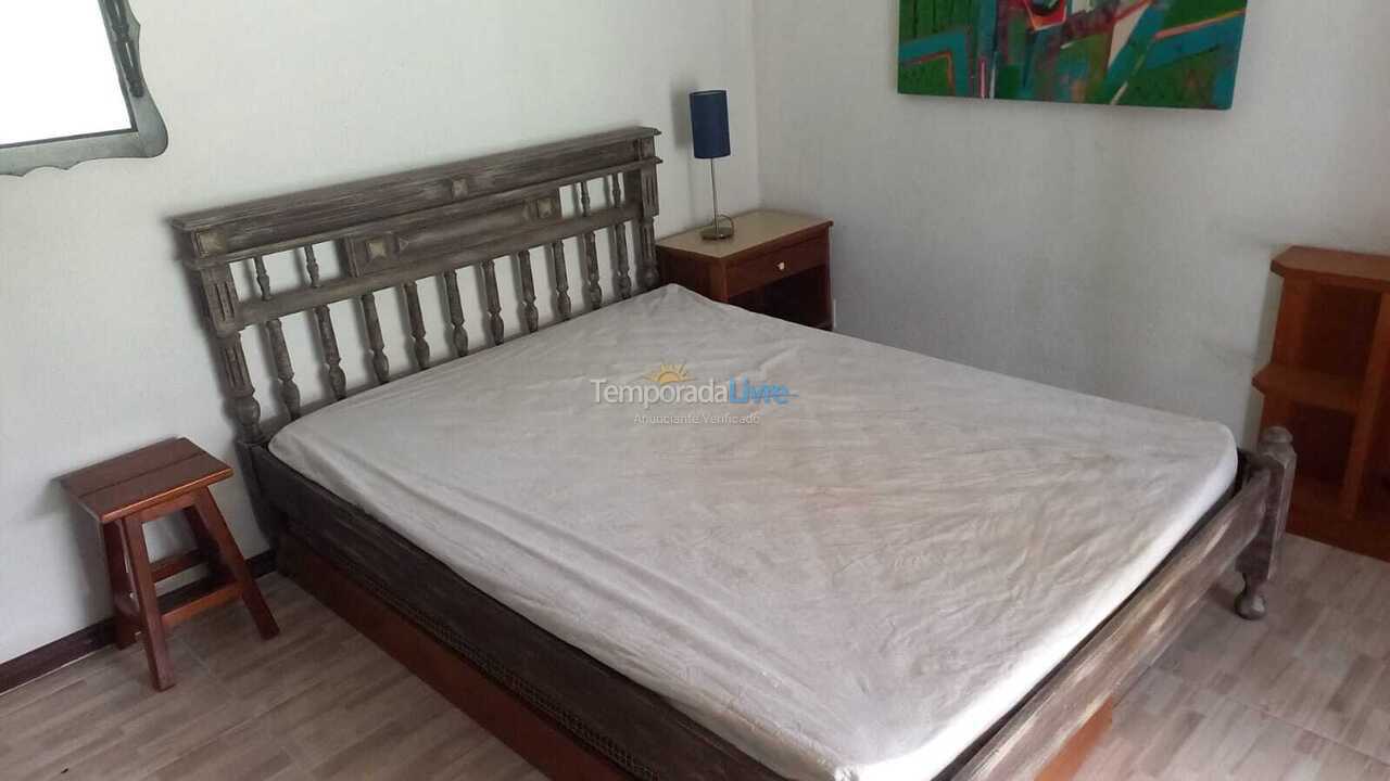 House for vacation rental in Niterói (Praia de Piratininga)