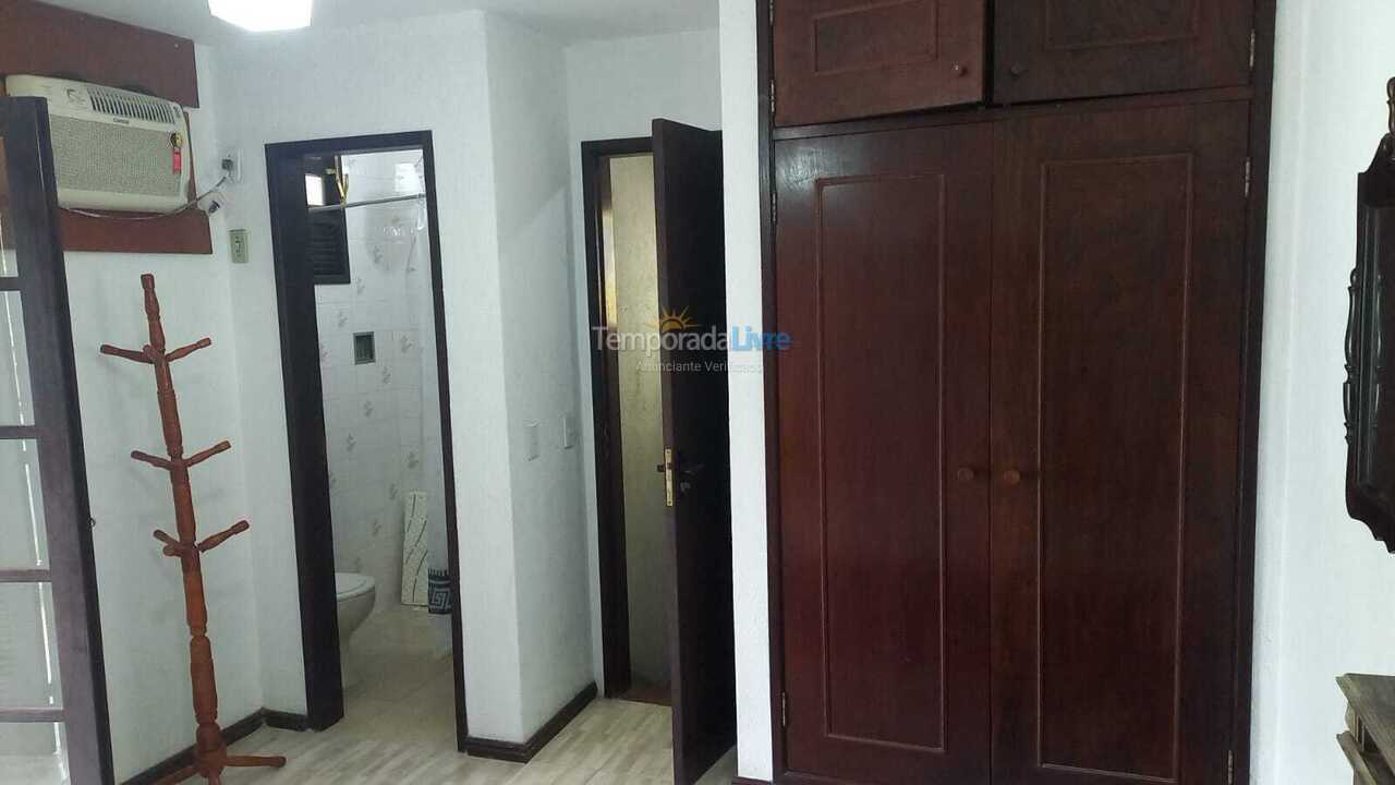 House for vacation rental in Niterói (Praia de Piratininga)