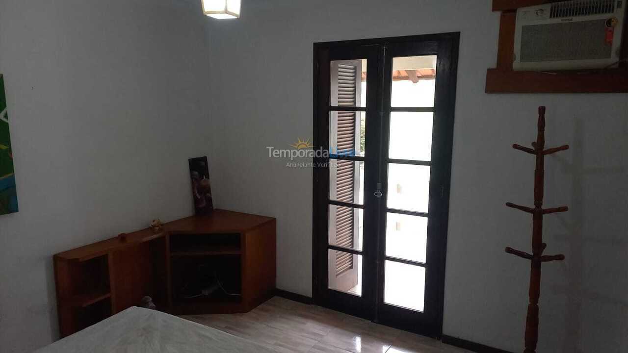 House for vacation rental in Niterói (Praia de Piratininga)