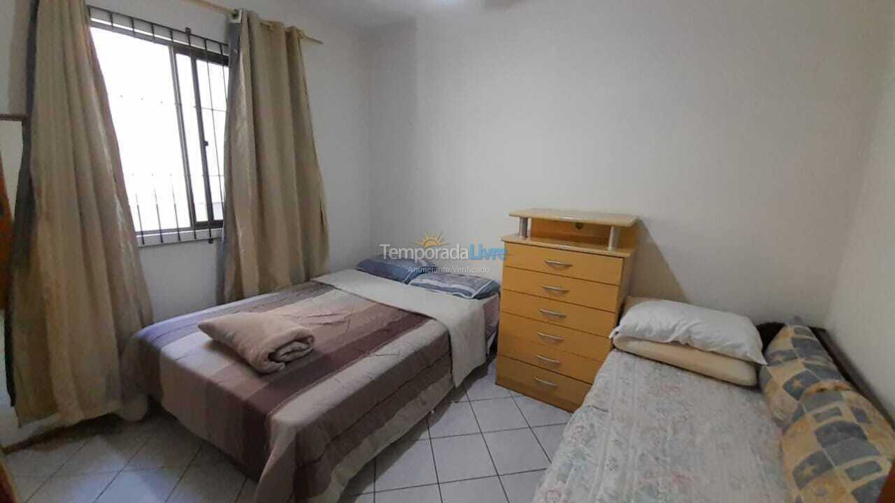 Apartment for vacation rental in Itapema (Meia Praia)