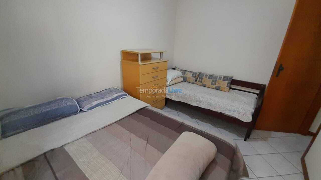 Apartment for vacation rental in Itapema (Meia Praia)