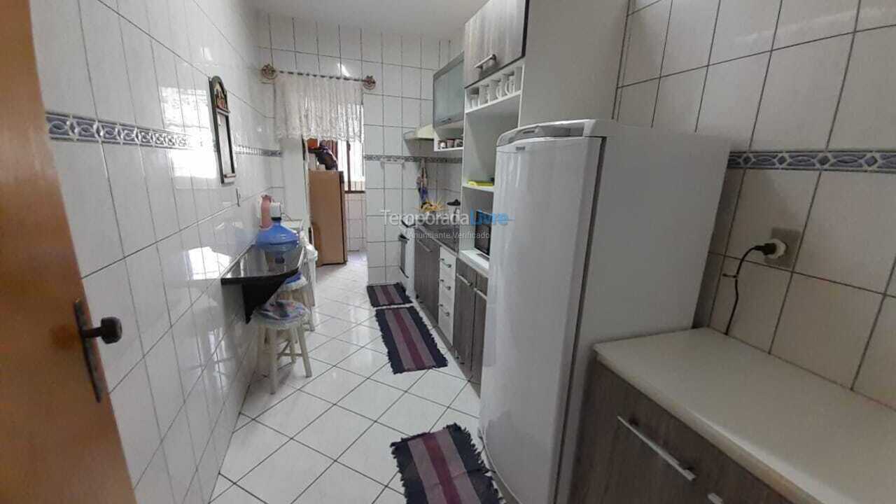 Apartment for vacation rental in Itapema (Meia Praia)