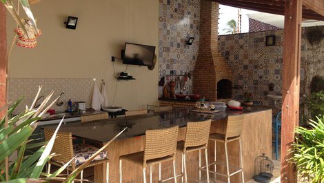 House near the Beach with Pool and Barbecue