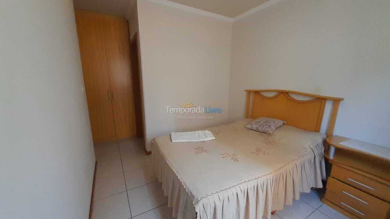 Apartment for vacation rental in Itapema (Meia Praia)