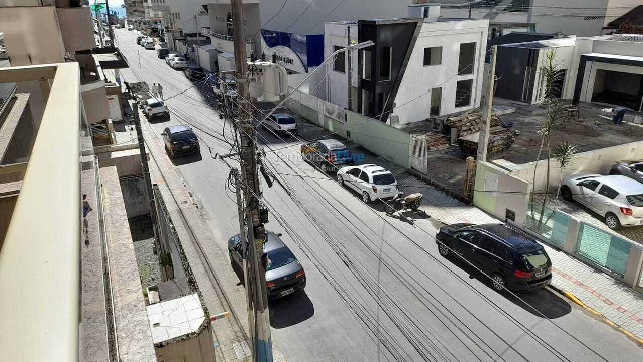 Apartment for vacation rental in Itapema (Meia Praia)