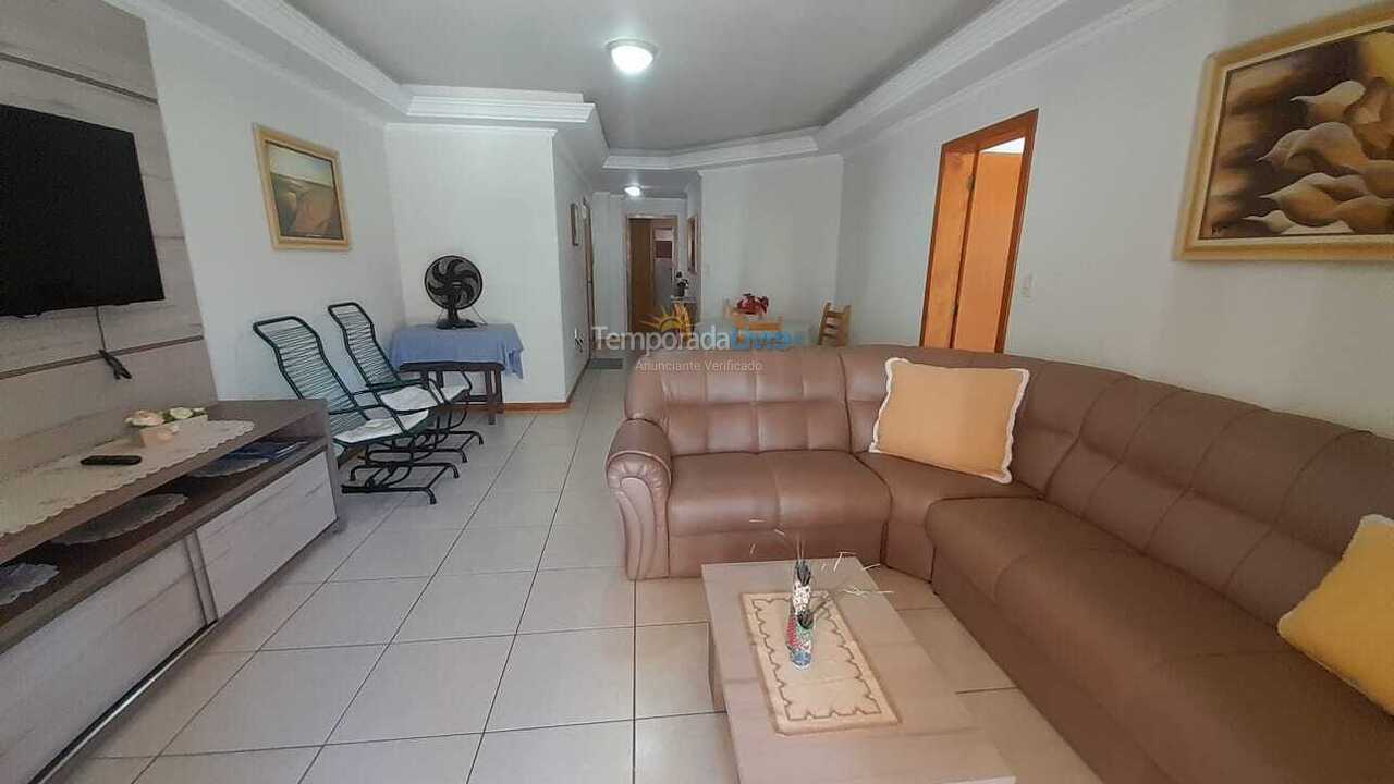 Apartment for vacation rental in Itapema (Meia Praia)