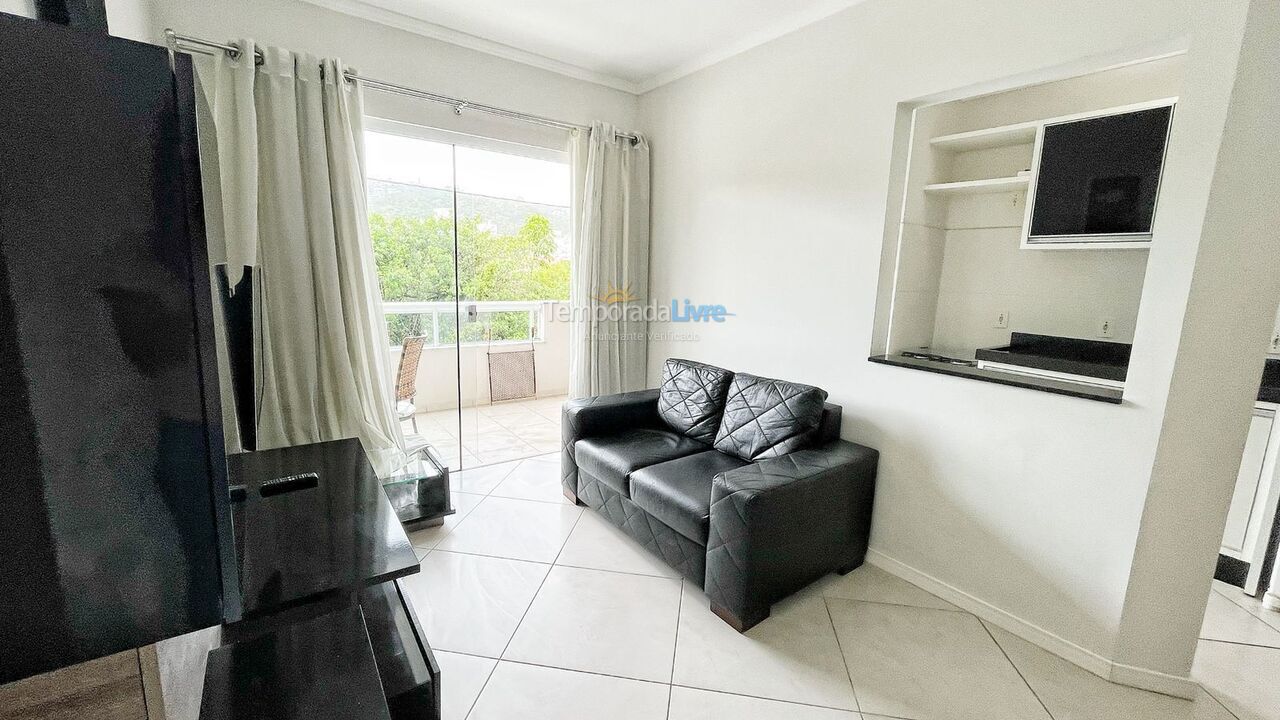 Apartment for vacation rental in Bombinhas (Praia de Bombas)